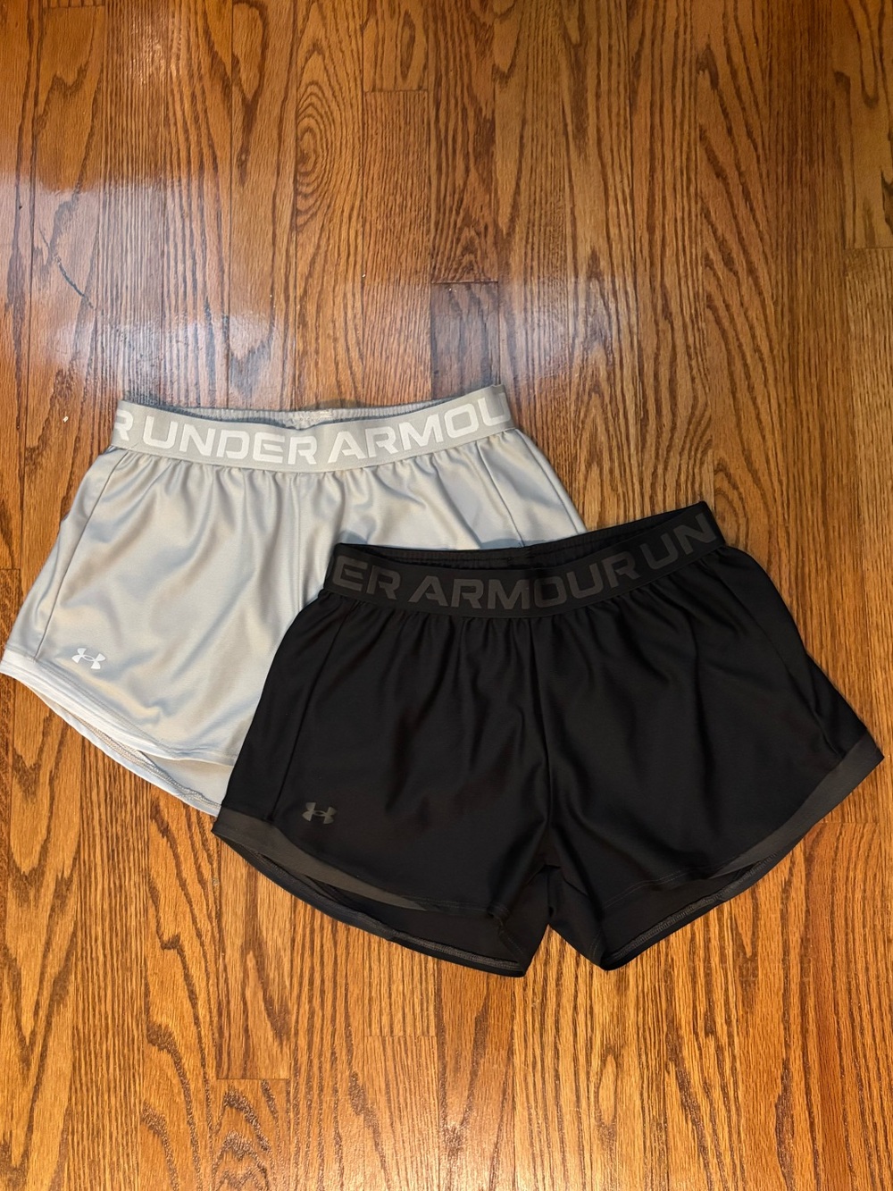TWO Under Armour Women’s Size Small Play Up Athletic Running Shorts 2 Pack